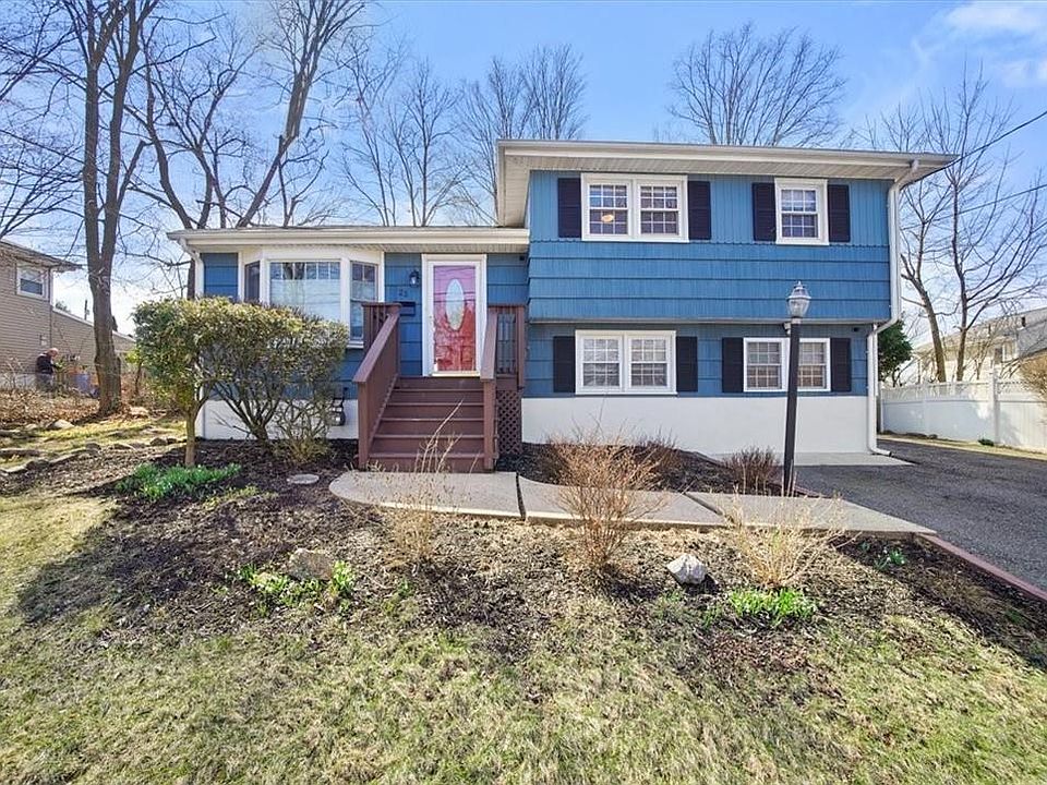 1st image of 25 Maplewood Boulevard