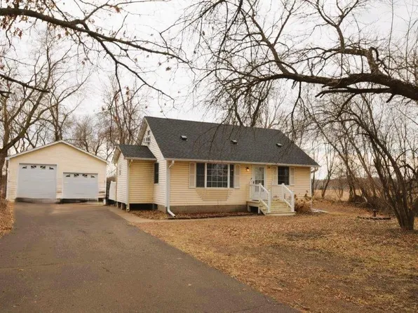2000 Deerwood Ln NE, East Bethel, MN 55092