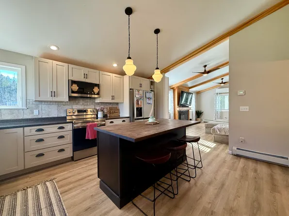 721 River Road, Calais, ME 04619