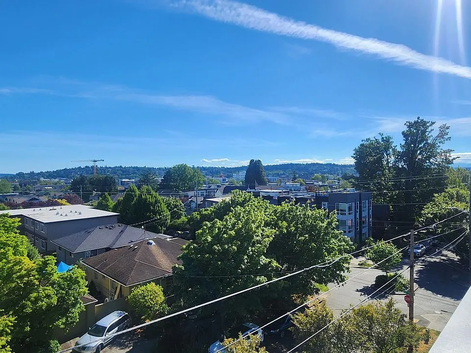62AVE 62nd Ave Townhomes