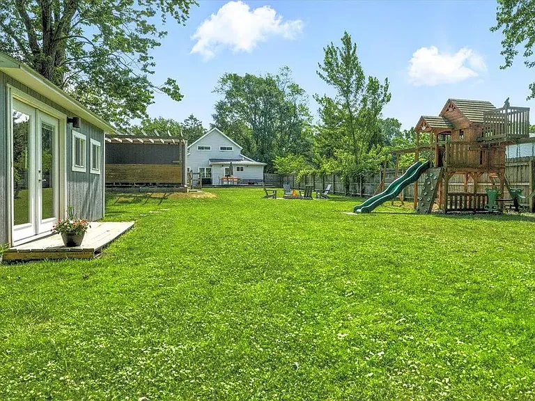 12856 S Wolcott Ave — Photo 13