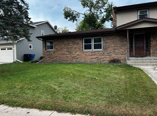 2424 Amherst Rd, Middleton, WI 53562