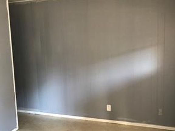 2nd image of 1002 S 5th St APT A