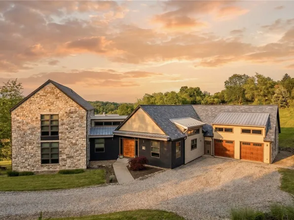174 Barberry Rd, Sewickley, PA 15143