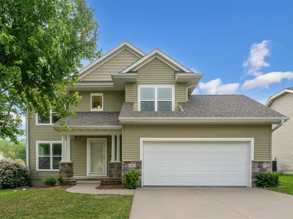 2497 Belmont Dr, Coralville, IA 52241