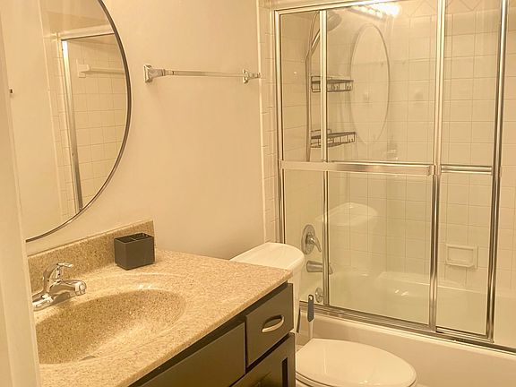 4th image of 321 Belt Ave APT 3