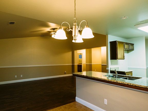4th image of 5898 W Fedora Ave
