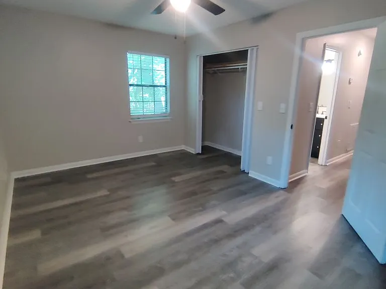 813 Chickamauga Ave — Photo 7