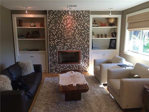 3rd image of 755 Crystal St