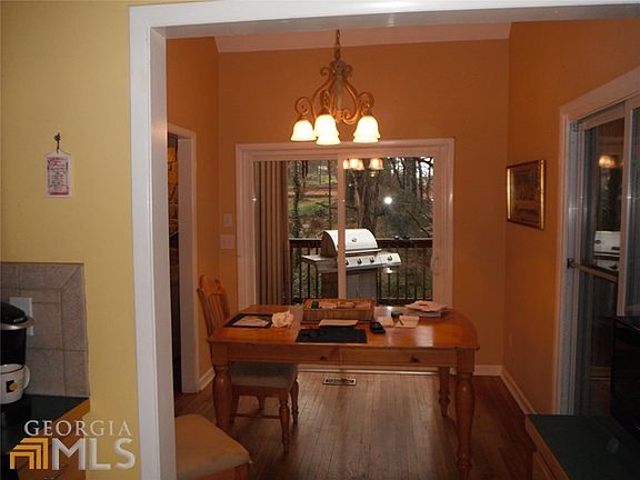 4th image of 4271 Bonaparte Dr