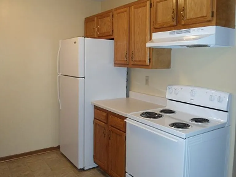 3325 Agin Ct NE — Photo 5