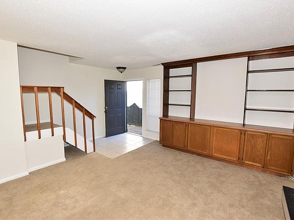 4th image of 3403 Marabou Ln