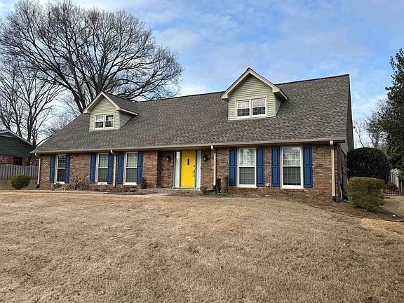 2nd image of 405 Nottingham Rd