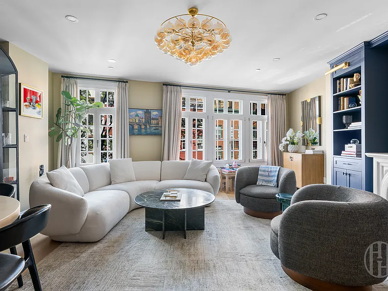 107 Greenwich Ave #2 — Photo 3