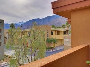 880 E Palm Canyon Dr #204, Palm Springs, CA 92262