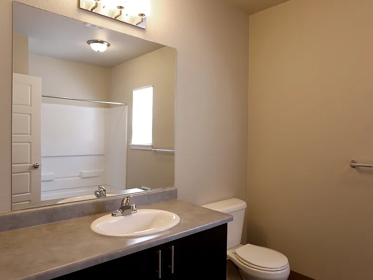 Pioneer Vista — Photo 9