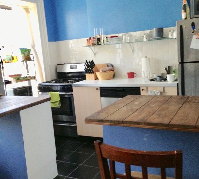 2nd image of 235 Washington Ave APT 3