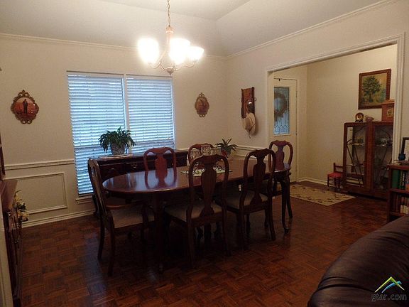 5th image of 342 Royal Cir