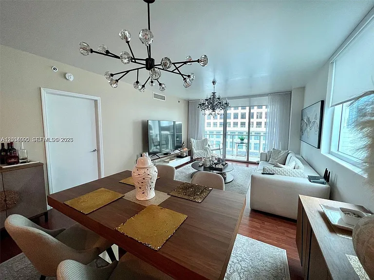 500 Brickell Ave #1410 — Photo 7