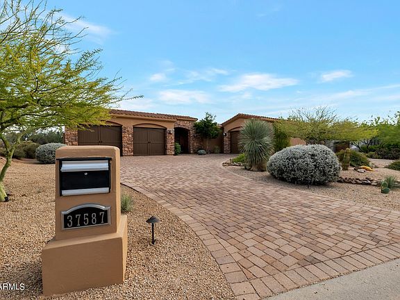 4th image of 37587 N Boulder View Dr