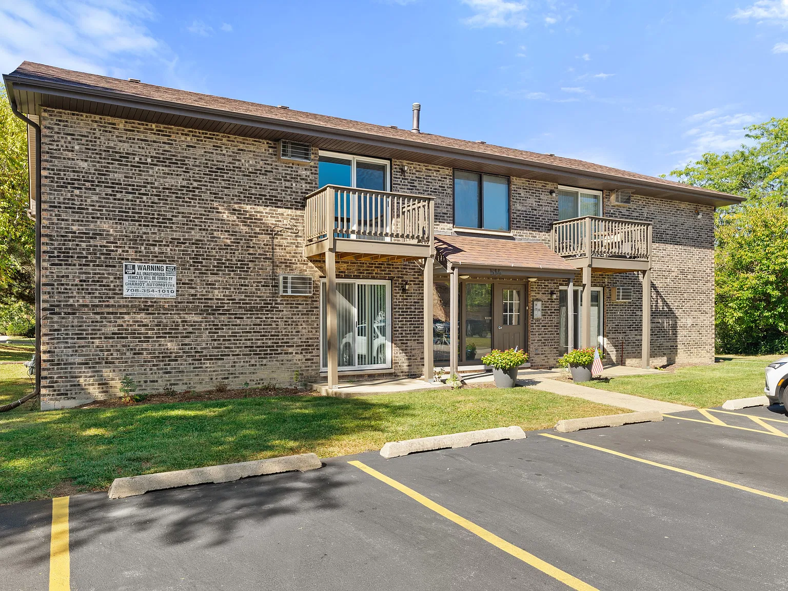 2 bed, $1,700 — Photo 1
