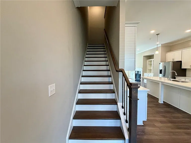 324 Overture Ct — Photo 8