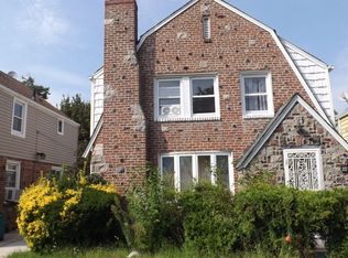 22131 Murdock Ave, Queens Village, NY 11429