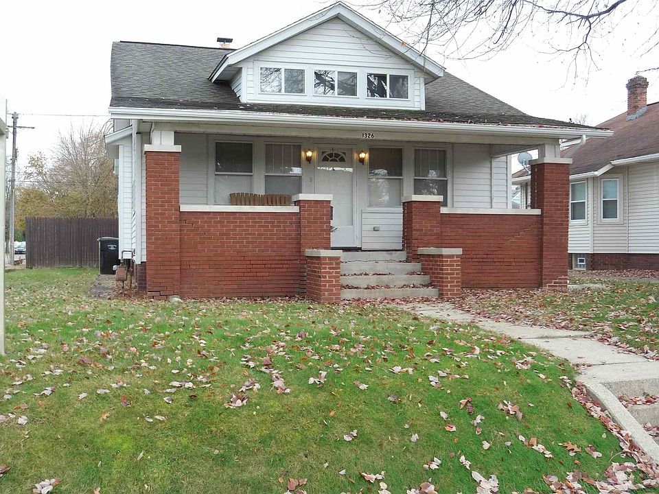 1st image of 1326 E Ewing Ave