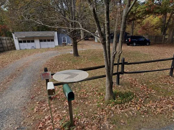 107 Hulls Chapel Rd, Fredericksburg, VA 22406