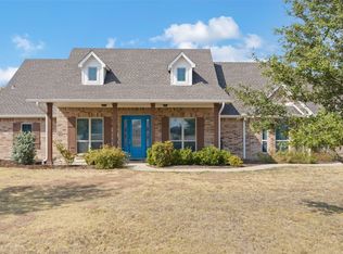 7250 Hunnington Dr, Sanger, TX 76266