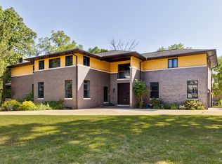 23479 N Birchwood Ln, Deerfield, IL