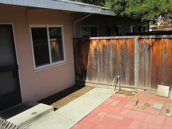 4th image of 310 Gladys Ave APT 4