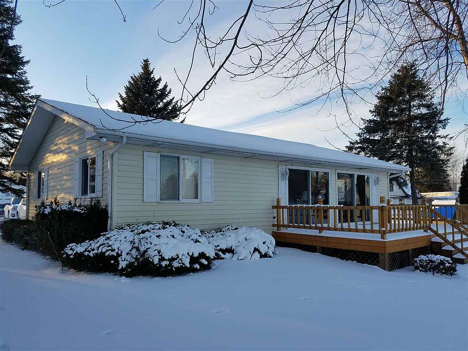 1st image of 416 Iroquois Ave