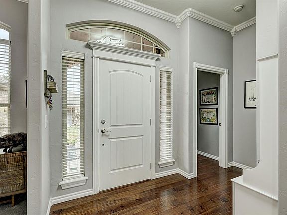 5th image of 216 Marbel Dr