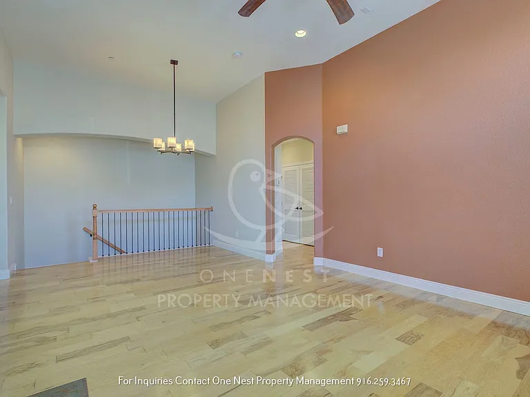 2050 Sierra View Cir #1 — Photo 8