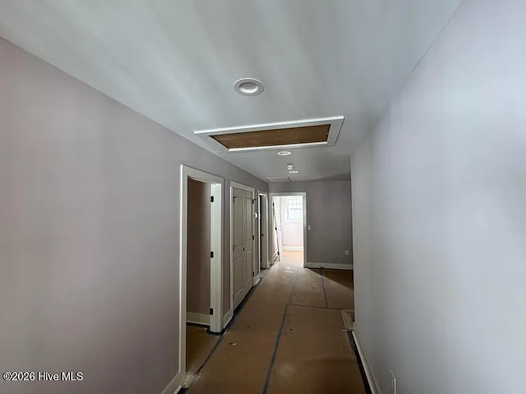 668 Wren Ln — Photo 11