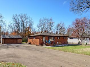 48631 Willis Rd, Belleville, MI 48111