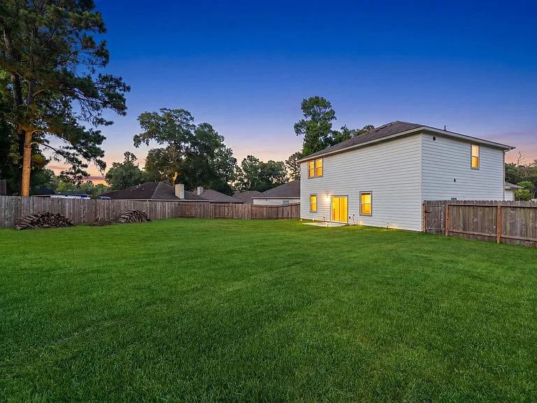 3603 Admiralty Dr — Photo 27