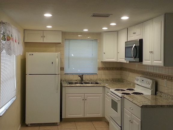 Recessed lighting in kitchen