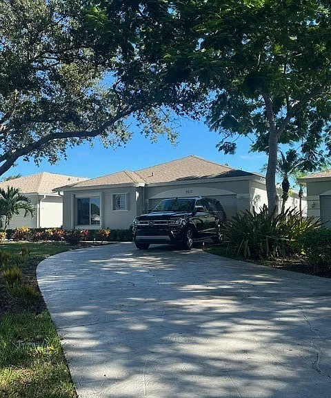 9510 Village View Blvd — Photo 1
