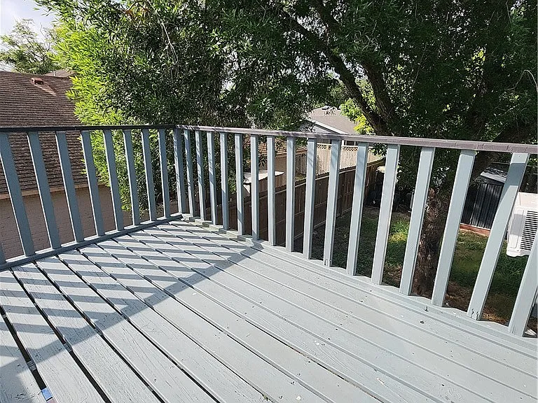5221 Cromwell Dr — Photo 15