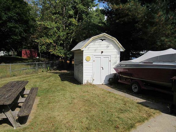 5th image of 1804 Grouse Ln