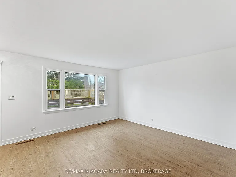 355 Bernard Ave — Photo 7