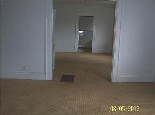 5th image of 8301 Sissonville Dr