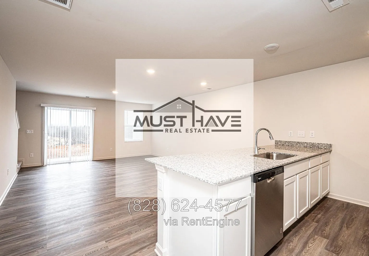 3 bed, 2.5 bath, 1648 sqft, $1,700 — Photo 4
