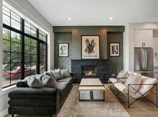 2106 S 49th Ave SW, Calgary, AB T2T2T8