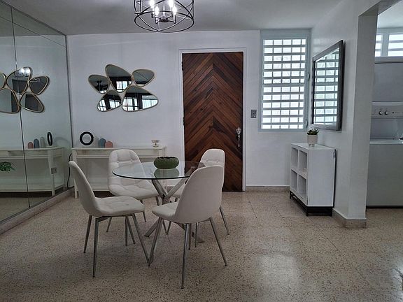 2nd image of 1288 Avenue Hostos #111