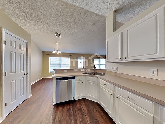 3rd image of 5257 NW East Piper Cir