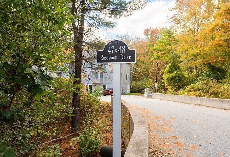 1st image of 48-48A Rosewood Dr