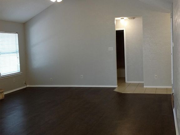 4th image of 2017 Ramona Cir